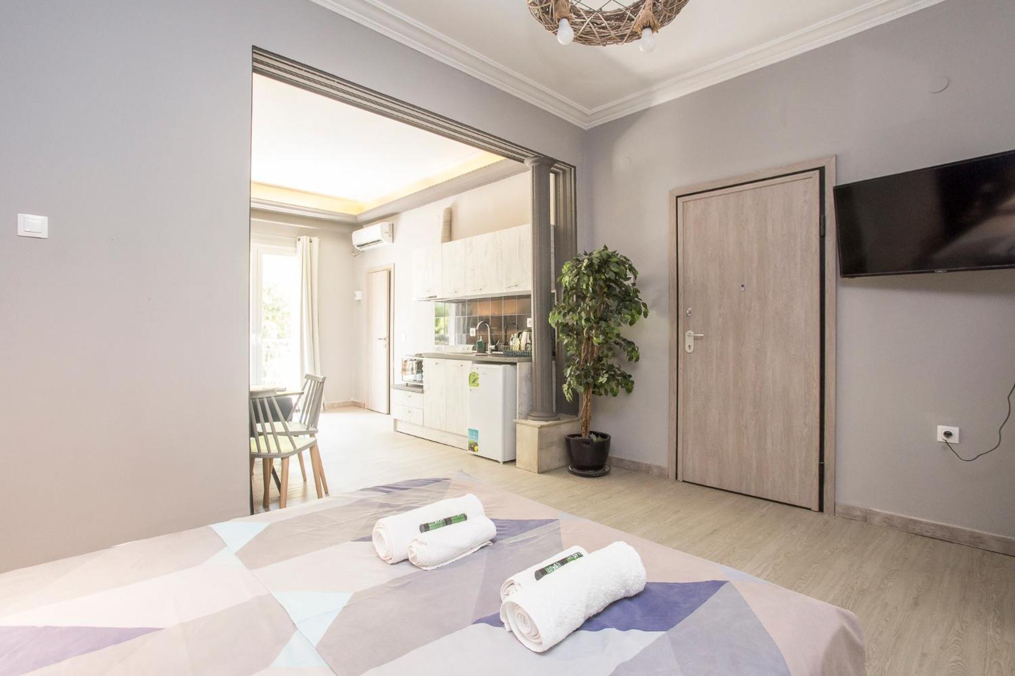 Closer "Egnatia Apartment 1" Thessaloníki Ngoại thất bức ảnh