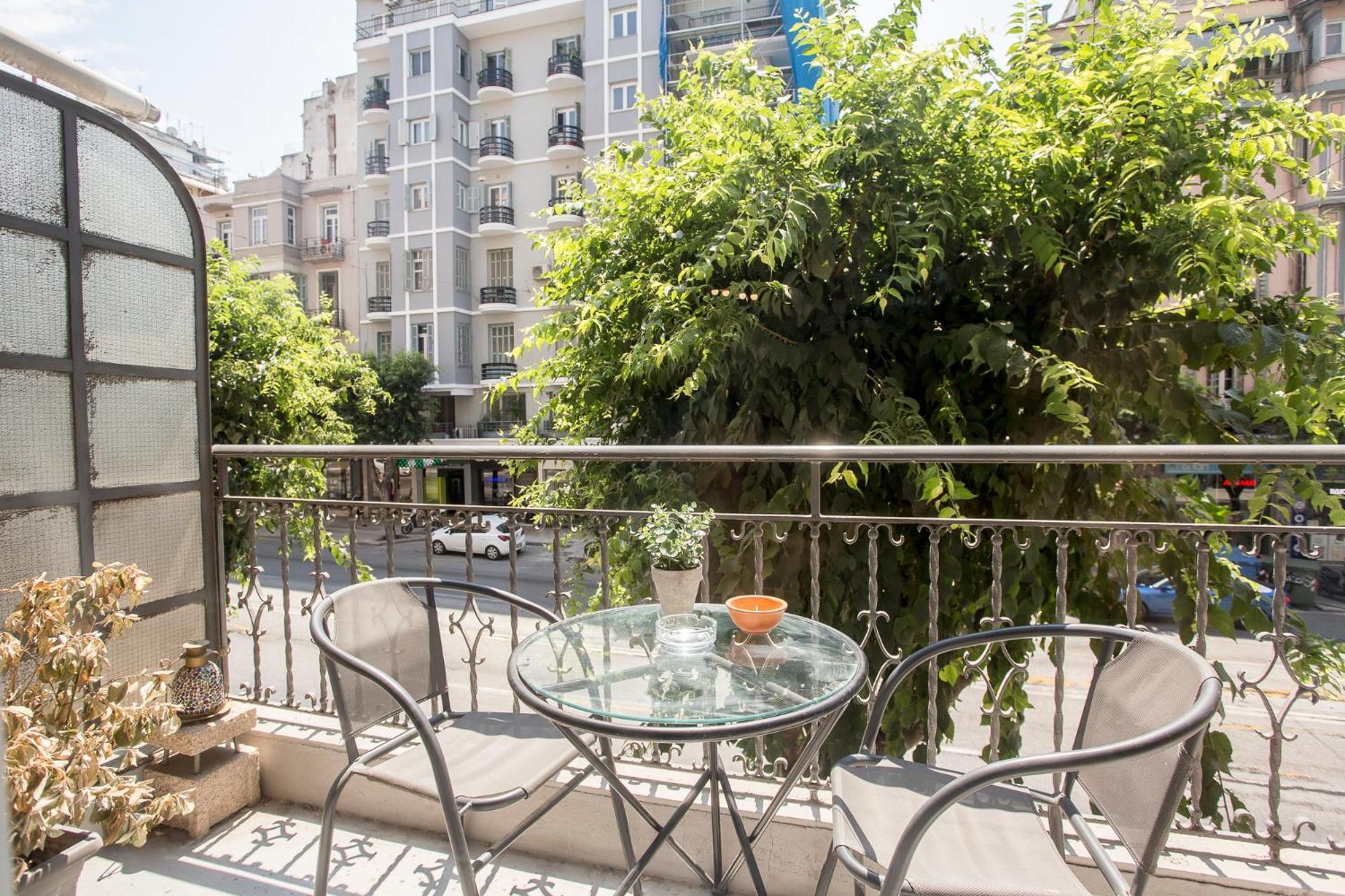 Closer "Egnatia Apartment 1" Thessaloníki Ngoại thất bức ảnh