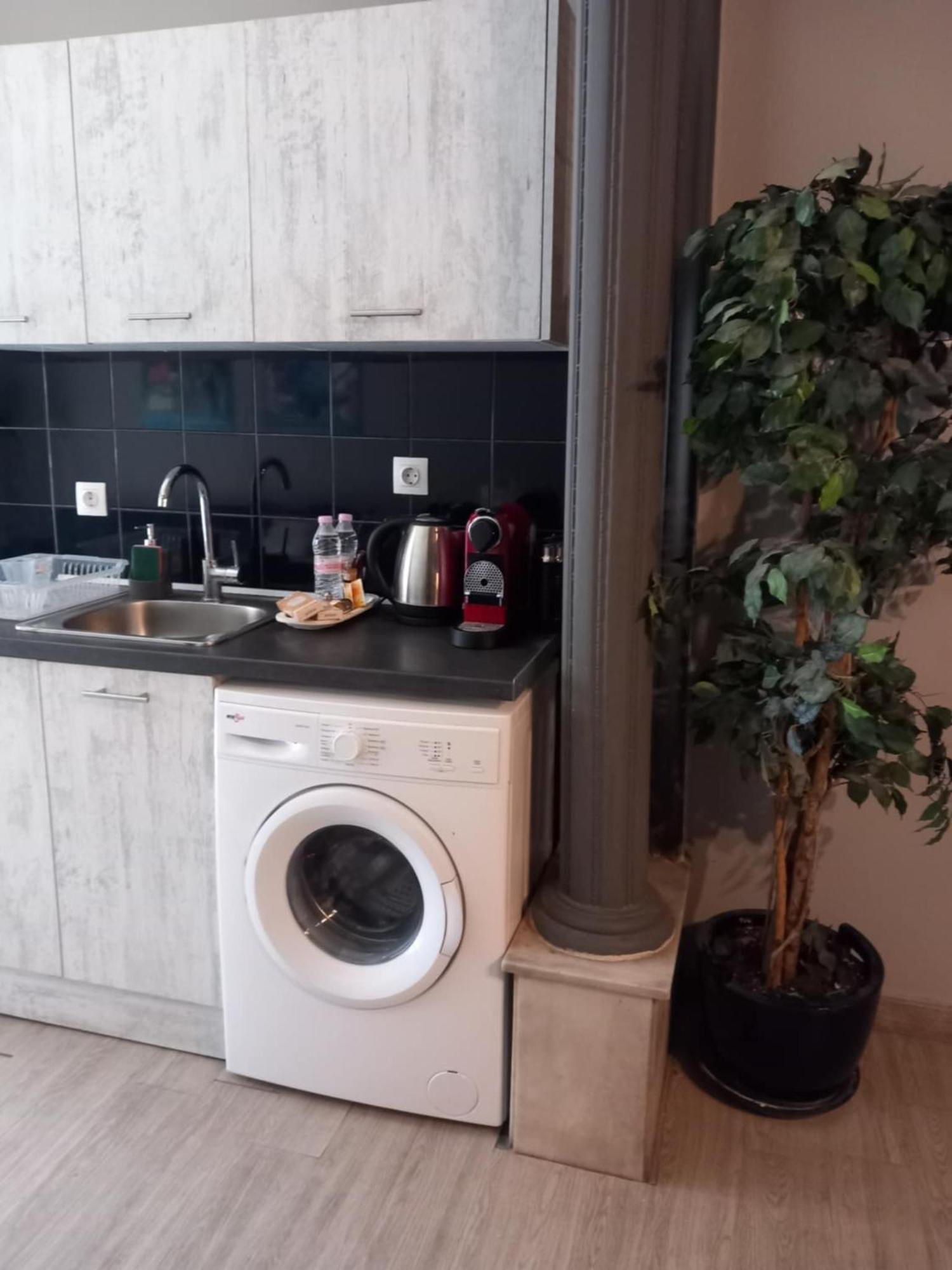 Closer "Egnatia Apartment 1" Thessaloníki Ngoại thất bức ảnh