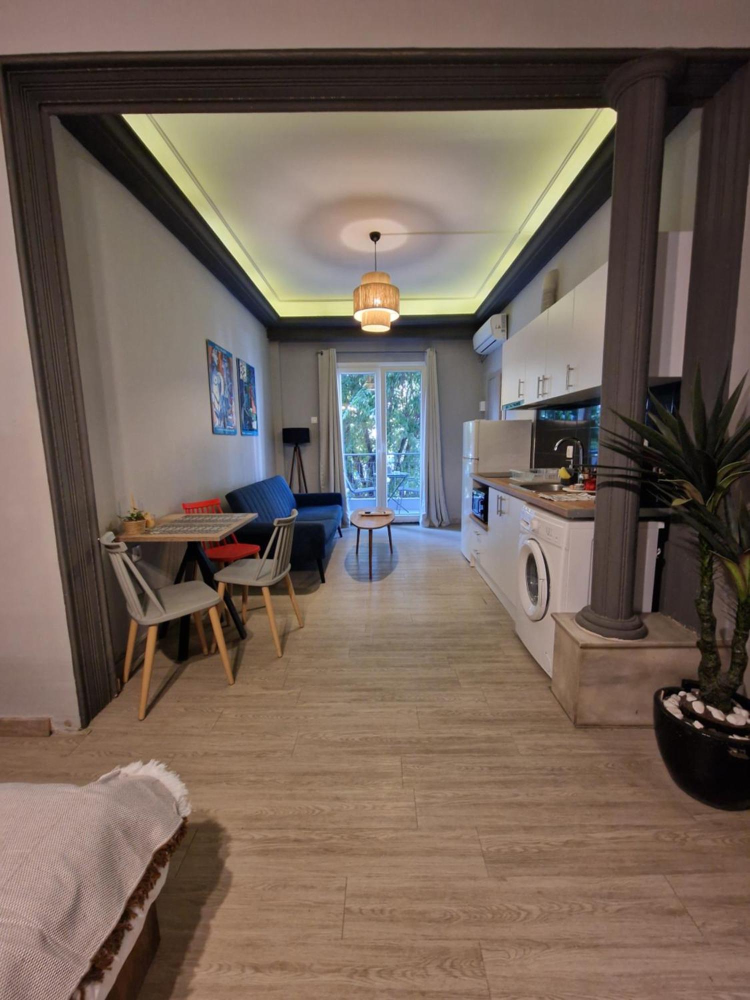 Closer "Egnatia Apartment 1" Thessaloníki Ngoại thất bức ảnh