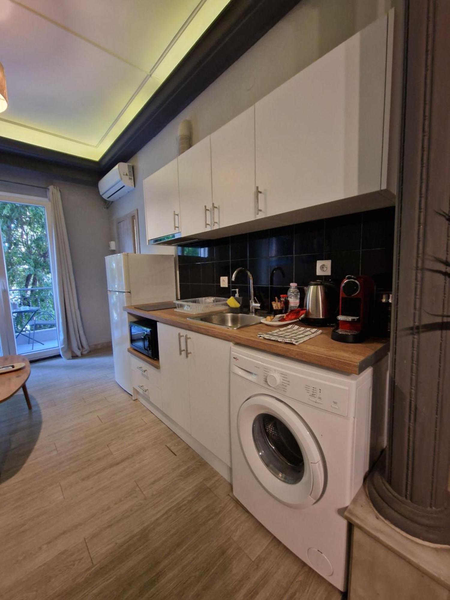Closer "Egnatia Apartment 1" Thessaloníki Ngoại thất bức ảnh