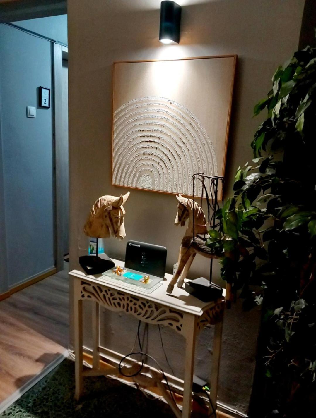 Closer "Egnatia Apartment 1" Thessaloníki Ngoại thất bức ảnh